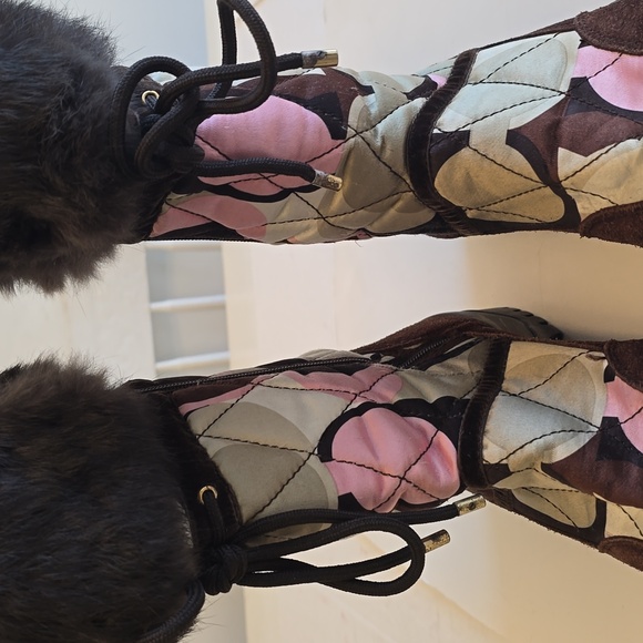 Coach Women's Monogram C's Quilted Sasha Winter Snow Boots Fur Trim Size 8.5 - Picture 5 of 17